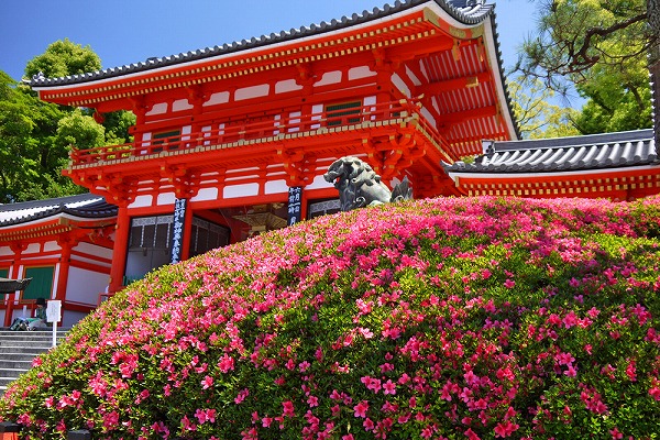 八坂神社（やさかじんじゃ）　町衆の熱気が満ちる神社